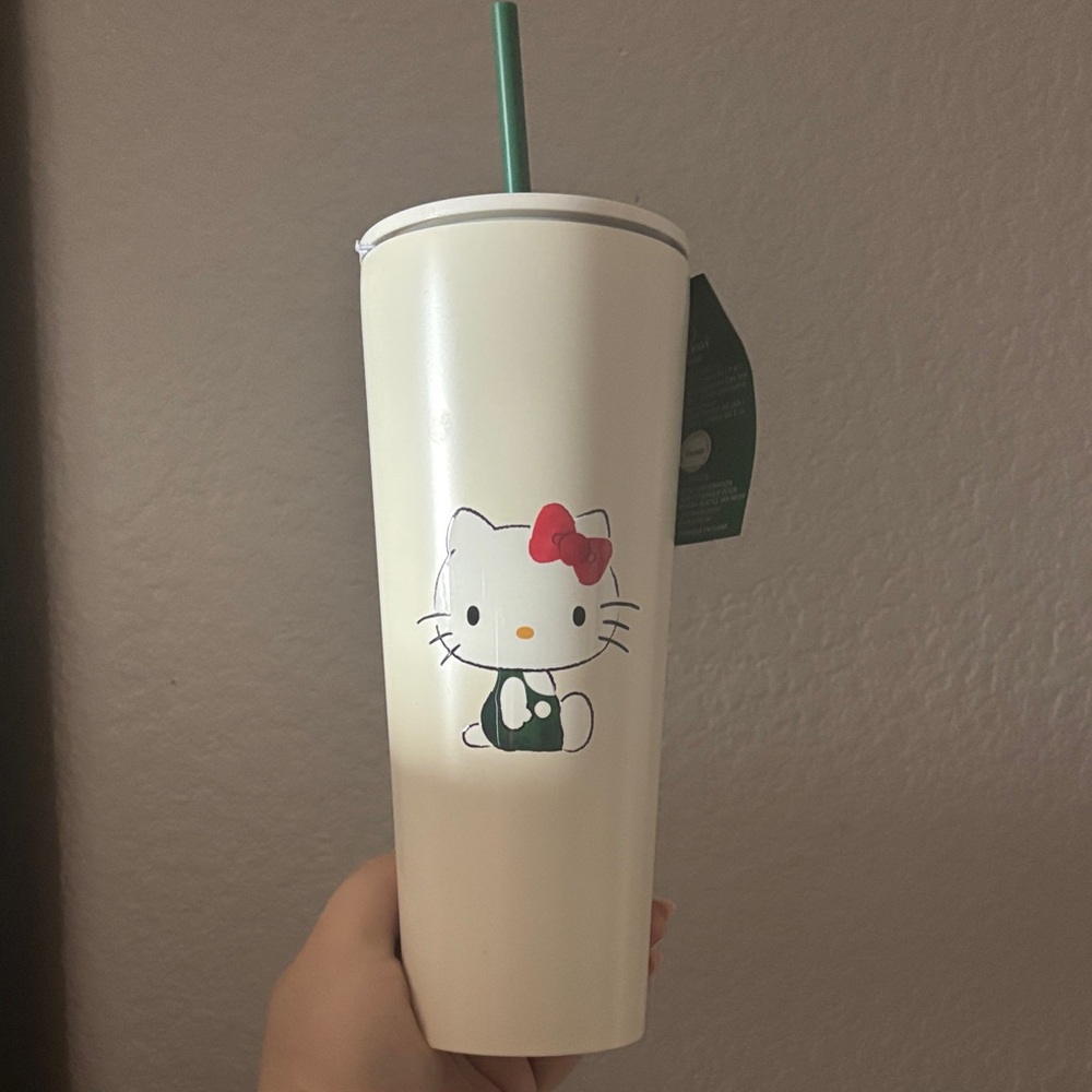 Starbucks Cream Tumbler with Green Straw